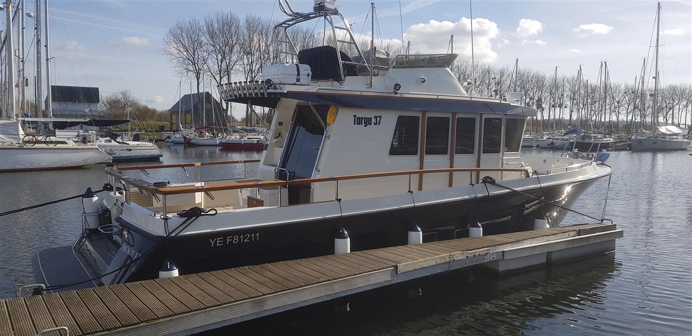 Bateau Botnia Marin Targa 37